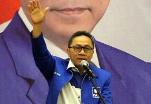 Zulkifli Hasan Di Dampingi Amin Rais Bertemu SBY Di Riau