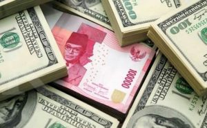 Dolar Melambung Menuju Angka 14.300 rupiah/1 USD
