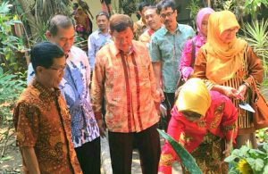 HUT SMPN 28 Surabaya Dikemas Sebagai Pembinaan Karakter Generasi Muda