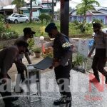 Usai Apel Pagi, Personil Polsek Tinggimoncong Polres Gowa Mengisi Kotak Amal