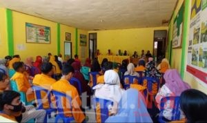 Lakukan Pengabdian di Masyarakat, Mahasiswa KKN Reguler UHO Sosialisasikan Proker pada Masyarkat