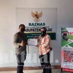 Kapolres Sinjai Kembali Serahkan Zakat Profesi Personel Polres Sinjai Dibaznas