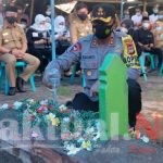 Kapolres Gowa Turut Shalati dan Antar Jenazah Kepala Dinas PUPR ke Pemakaman