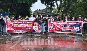 Peringati Hari Anti Korupsi DPP LACAK RI Bagi Masker
