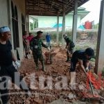 Anggota Koramil Kota Bangun Jalin Kebersamaan Melaui Gotong Royong