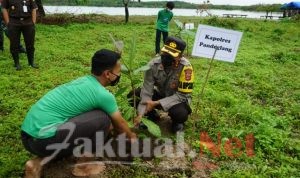 Kapolres Pandeglang Hadiri Penanaman Bibit Pohon Butun