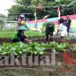 Penuhi Kebutuhan Pangan Masa Pandemi, Warga RW 09 Warakas Tanam Sayuran 