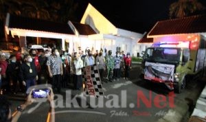 Personel Polres Sinjai Kawal Rombongan Pembawa Bantuan Korban Gempa Sulbar