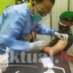 Dandim 1424 Sinjai Laksanakan Vaksinasi Gelombang Pertama