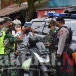 TNI Polri Samarinda Edukasi Disiplin Bermasker
