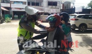 Patroli Satlantas Polres Sinjai, Edukasi Warga Patuhi Protokol Kesehatan