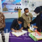 Penandatanganan MoA Pemdes Saotanre dan Himaprodi Ekos IAIM