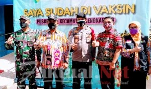Walikota Jakarta Barat Tinjau Pelaksanaan Vaksinasi Tenaga Medis di Puskesmas Cengkareng
