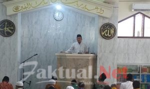 Serka A. Rumbawa Sholat Jum’at Bersama di Wilayah Sekaligus Cek dan Sosialisasi PPKM Mikro