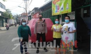 Peduli Warganya Yang Terpapar Covid-19, Polsek Metro Taman Sari Berikan Bantuan Suplemen