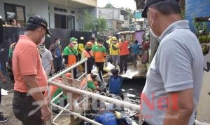Ratusan Personel Gabungan Gerebek Lumpur di RW 08 Kedoya Utara
