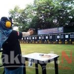 Kanwil Ditjen Bea Cukai Latihan Menembak di Lapangan Lantamal VI Makassar