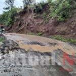 Jalan Poros Candia Yang Diperbaiki Sebelum Pilkada Kini Sudah Rusak Parah