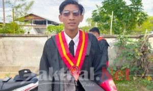 Kabiro Sinjai Simakberita, Irsan Supardi Resmi Gelar Sarjana
