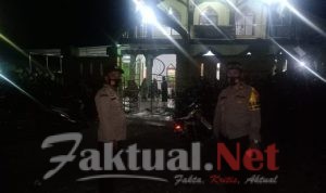 Cegah Gangguan Kamtibmas dan Beri Rasa Aman, Kapolsek Tompobulu Laksanakan Pengamanan Shalat Tarawih
