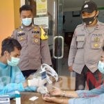 Semua Pendatang Di Empat Pulau Pemukiman Dapat Layanan Rapid Tes Gratis Di Posko KTJ Polsek Kep Seribu Selatan