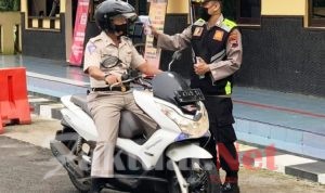 Masuk Mako Polres Pekalongan Wajib Cek Suhu Tubuh