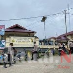 Suasana Jelang Lebaran, Polri Dengan Pemuda-Pemudi Bekerjasama Melaksanakan Kerja Bakti