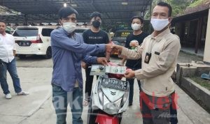 Hitungan Detik, Polsek Ciruas Berhasil Kembalikan Motor Korban Debt Collector