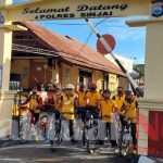 Sambut Hari Bhayangkara Ke-75, Kapolres Sinjai Pimpin Gowes Sekaligus Bakti Sosial