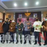 Kapolres Sinjai Bersama Forkopimda Pantau Langsung Pelaksanaan Vaksinasi Massal