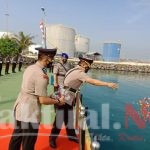 HUT Bhayangkara ke 75, Wakapolda Banten Tabur Bunga di Laut