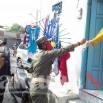 Peduli Kesehatan, FBJP, FKDM Bersama Kelurahan Ancol Bagikan Masker dan Hand Sanitizer Bagi Warga 