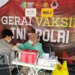 42 Warga, Hari Ini Jalani Suntik Vaksin di Gerai Vaksin Presisi Polres Kepulauan Seribu