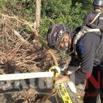 Sat Brimob Polda Sulsel Amankan Lokasi Penemuan Benda Diduga Bom Pesawat di Bone