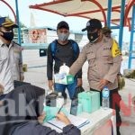 Wajibkan Masker, 1.600 Masker dibagikan oleh Polres Kep Seribu