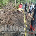 Brimob Bone Amankan Lokasi Penemuan Benda Yang Diduga Bom Pesawat di Kecamatan Sibulue
