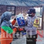 Kurangi Beban Warga Terdampak Covid-19, Polres Kep Seribu Bagikan Bansos kepada 203 KK