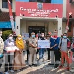 PT.Pertamina Persero Integrated Terminal Jakarta Salurkan Bantuan untuk Warga yang Isolasi Mandiri di Tugu Selatan