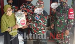 Koramil Kragilan Gandeng Ormas LMP MAC Kragilan Distribusikan Bansos
