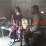 Panit II Binmas Polsek Ciruas Salurkan Bansos ke Warga Yang Layak Menerimanya