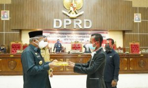 Walikota Dan Wawali Hadiri Paripurna Penyampaian Ranperda RPJMD Dan RTRW 2021-2026