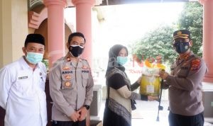 Polres Serang Kota : Usai Divaksin, Masyarakat Dapat Sembako