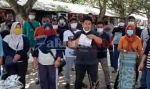 Para Pelaku Usaha Wisata Pantai Anyer Tuntut HMB Minta Maaf