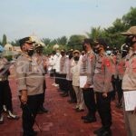Apel Pagi, Kapolres Lebak Memberikan Reward Kepada Personel