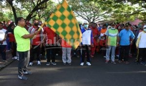 PGRI Kota Tidore Peringati Hari Guru Nasional Dengan Jalan Sehat