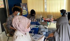 Biddokkes Polda Banten Terus Melaksanakan Vaksinasi COVID-19