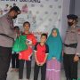 Satbrimob Polda Banten Berikan Santunan Kepada Anak Yatim