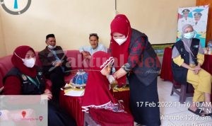 Korwil Bidang Pendidikan “Abd Salam” Pantau Pelaksanaan Vaksinasi Yang Dilaksanakan Tim Nakes PKM Tompobulu