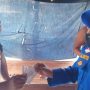 Ditpolairud Polda Banten Melakukan Kegiatan Bagikan Masker di Pesisir Saluran