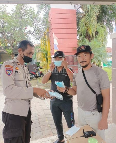 Peduli Kesehatan Masyarakat, Ditbinmas Polda Banten Rutin Bagikan Masker